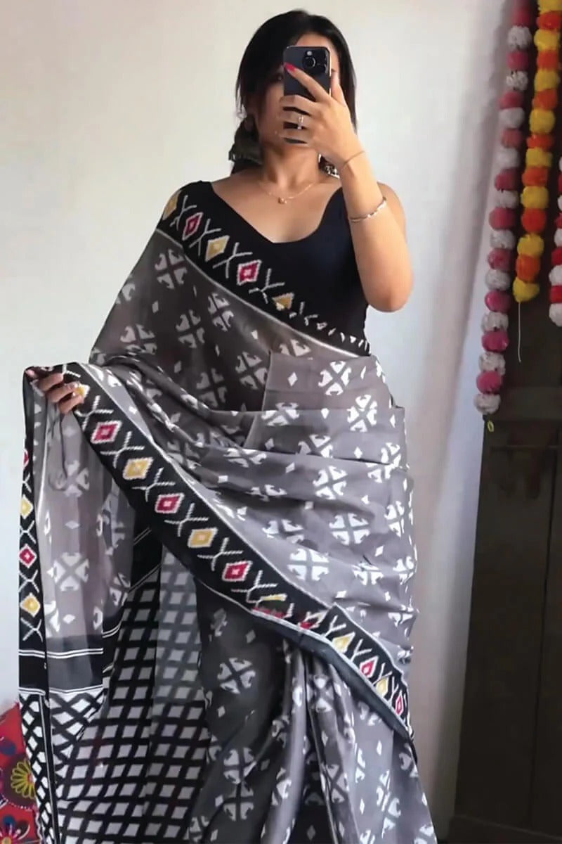 Tremendous 1 Minute Ready To Wear Grey Cotton Digital Print Saree