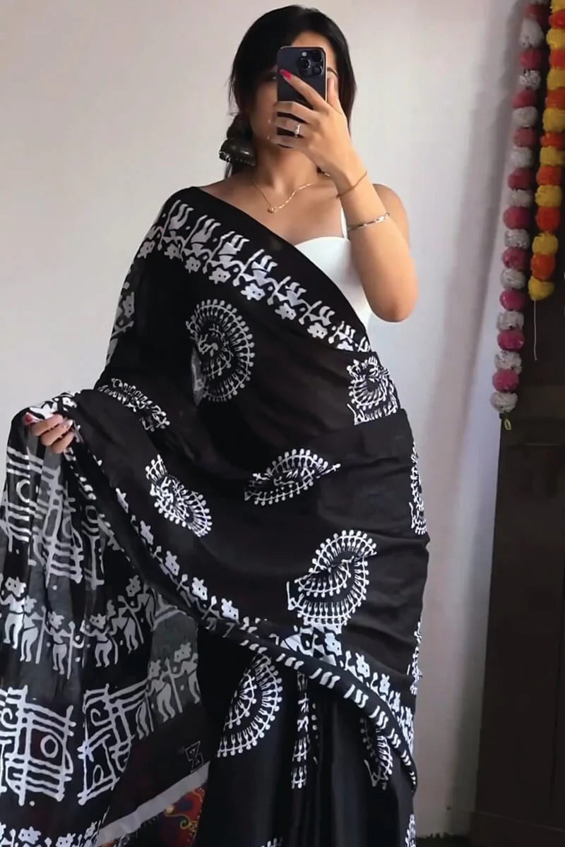 Demanding 1 Minute Ready To Wear Black Cotton Digital Print Saree