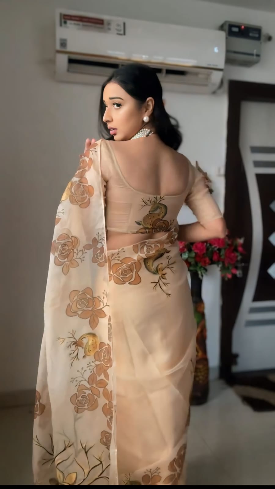 Incomparable 1 Minute Ready To Wear Beige Organza Floral Digital Printed Saree