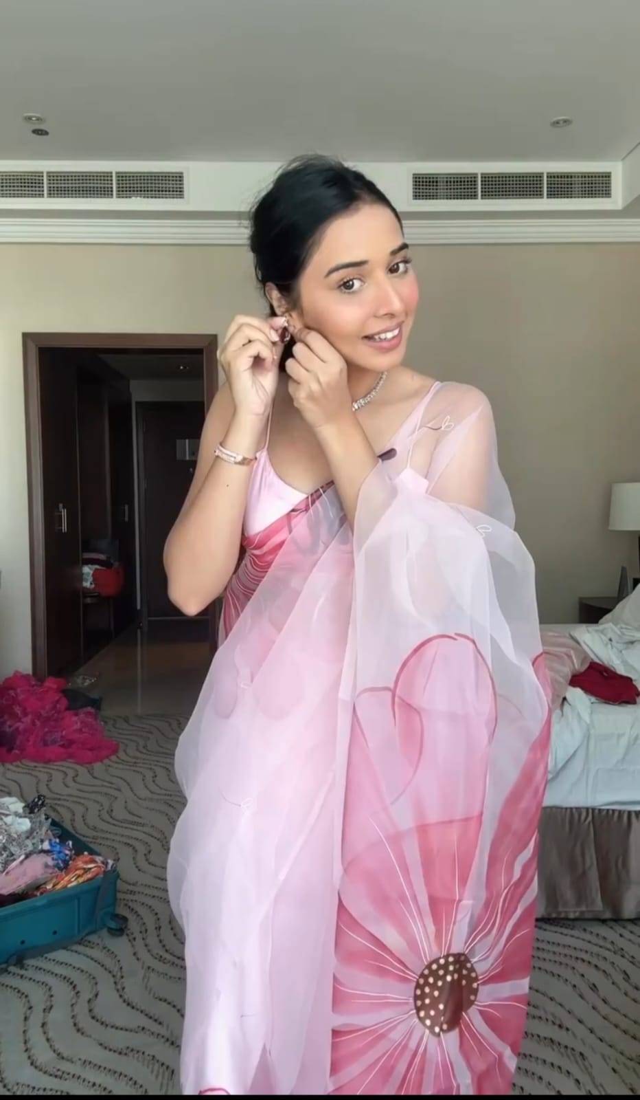 Pleasurable 1 Minute Ready To Wear Baby Pink Organza Floral Digital Printed Saree