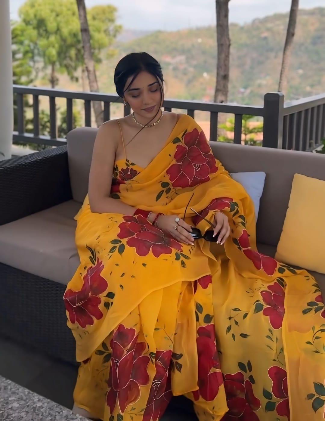Woebegone 1 Minute Ready To Wear Yellow Georgette Floral Digital Printed Saree