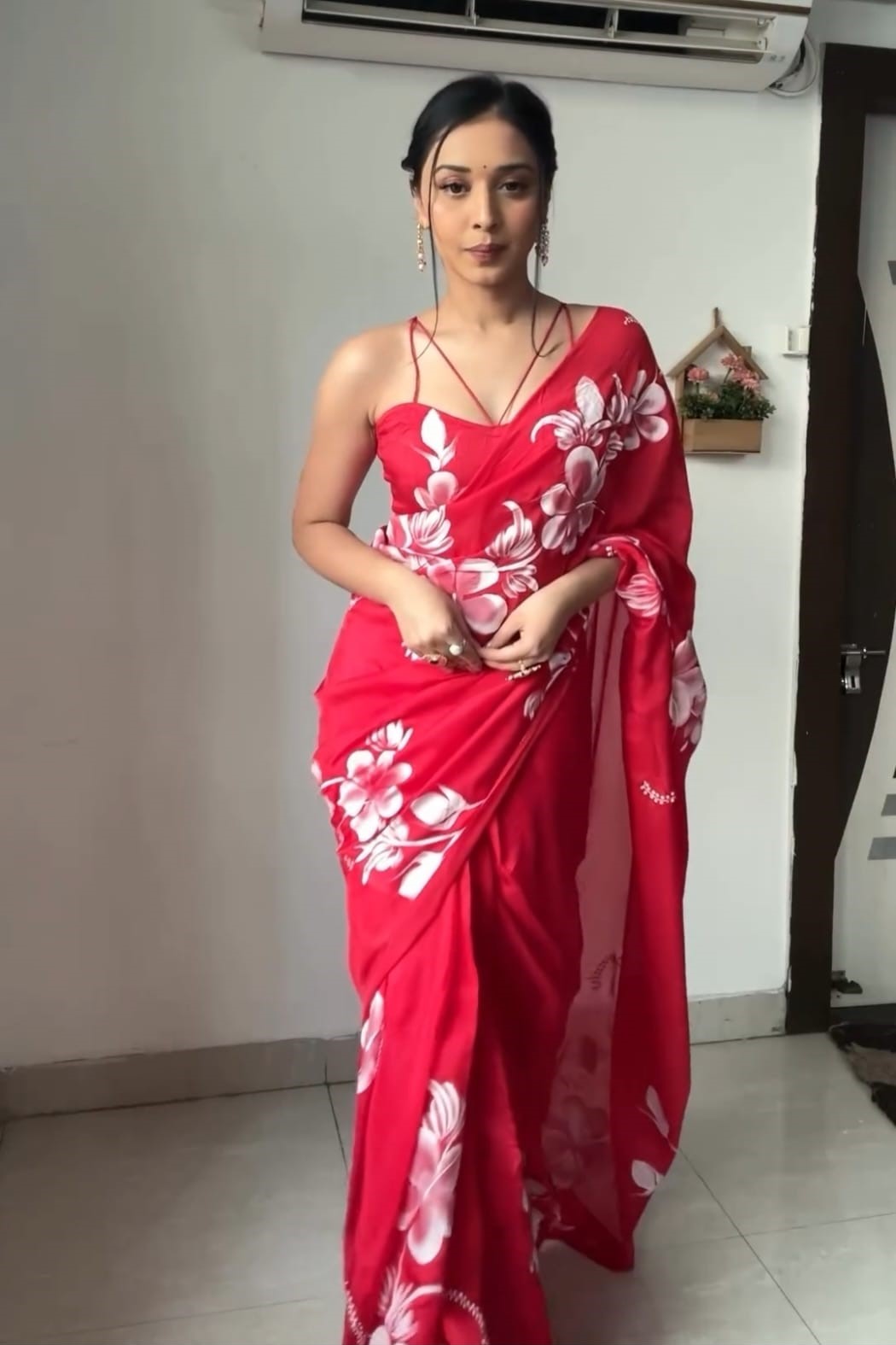 Lissome 1 Minute Ready To Wear Red Georgette Floral Digital Printed Saree