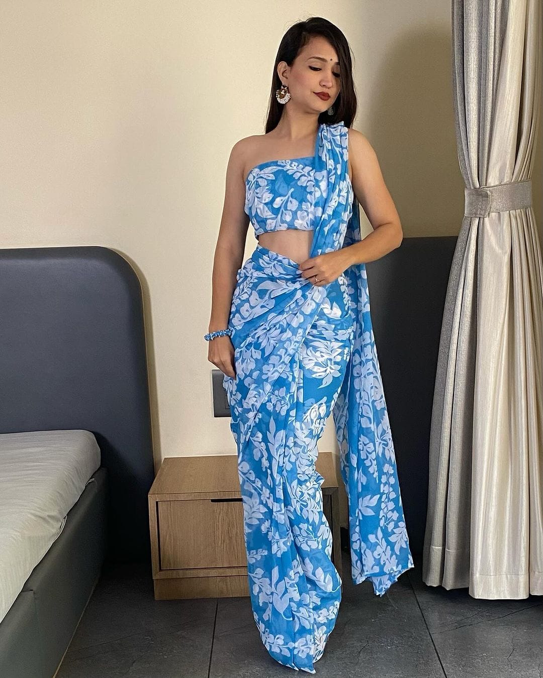 Blooming 1 Minute Ready To Wear Blue Georgette Floral Digital Printed Saree