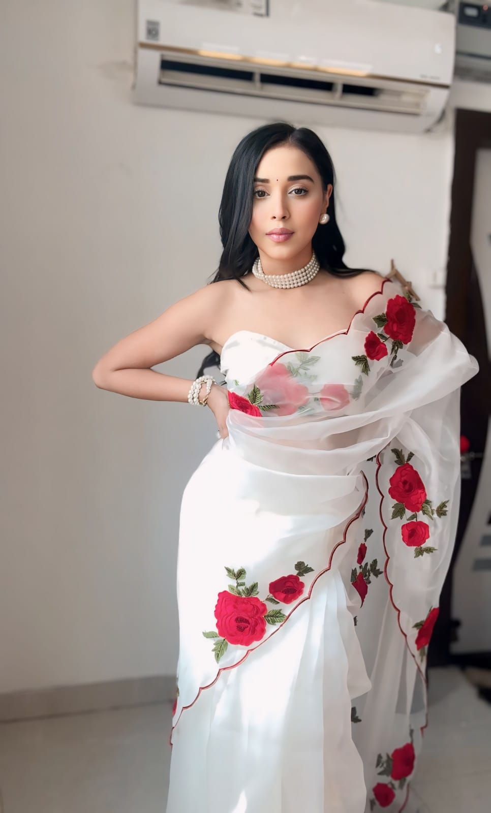 Confounding 1 Minute Ready To Wear White Organza Embroidery Work Saree