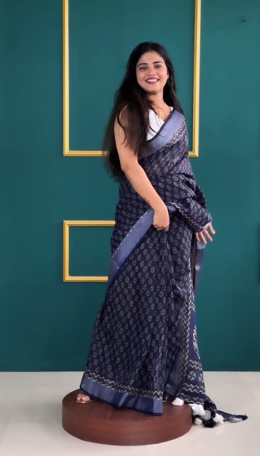 Attractive 1 Minute Ready To Wear Blue Cotton Digital Print Saree