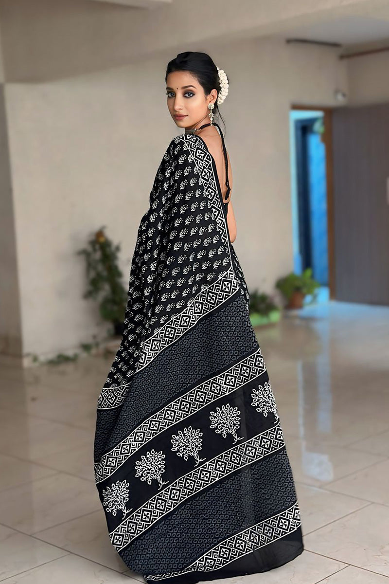 Delectable 1 Minute Ready To Wear Black Cotton Digital Printed Saree