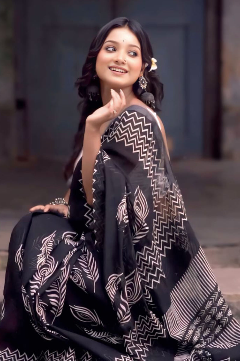 Flamboyant 1 Minute Ready To Wear Black Cotton Digital Print Saree