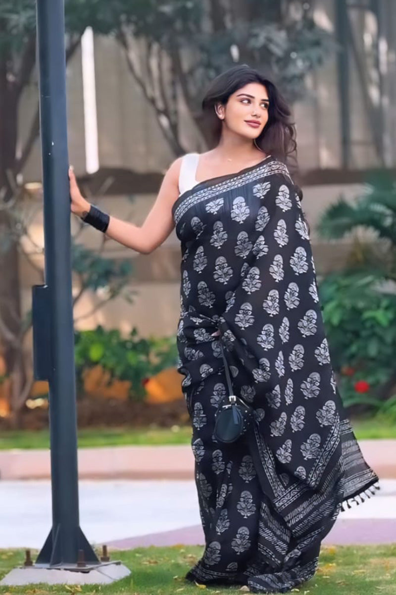 Sophisticated 1 Minute Ready To Wear Black Cotton Digital Printed Saree