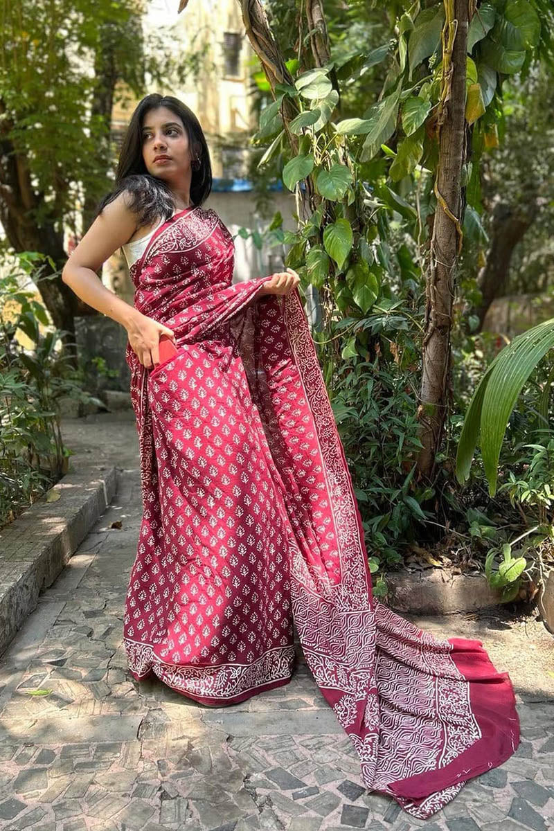 Charming Maroon 1 Minute Ready To Wear Mul Cotton Digital Printed Saree With Pocket