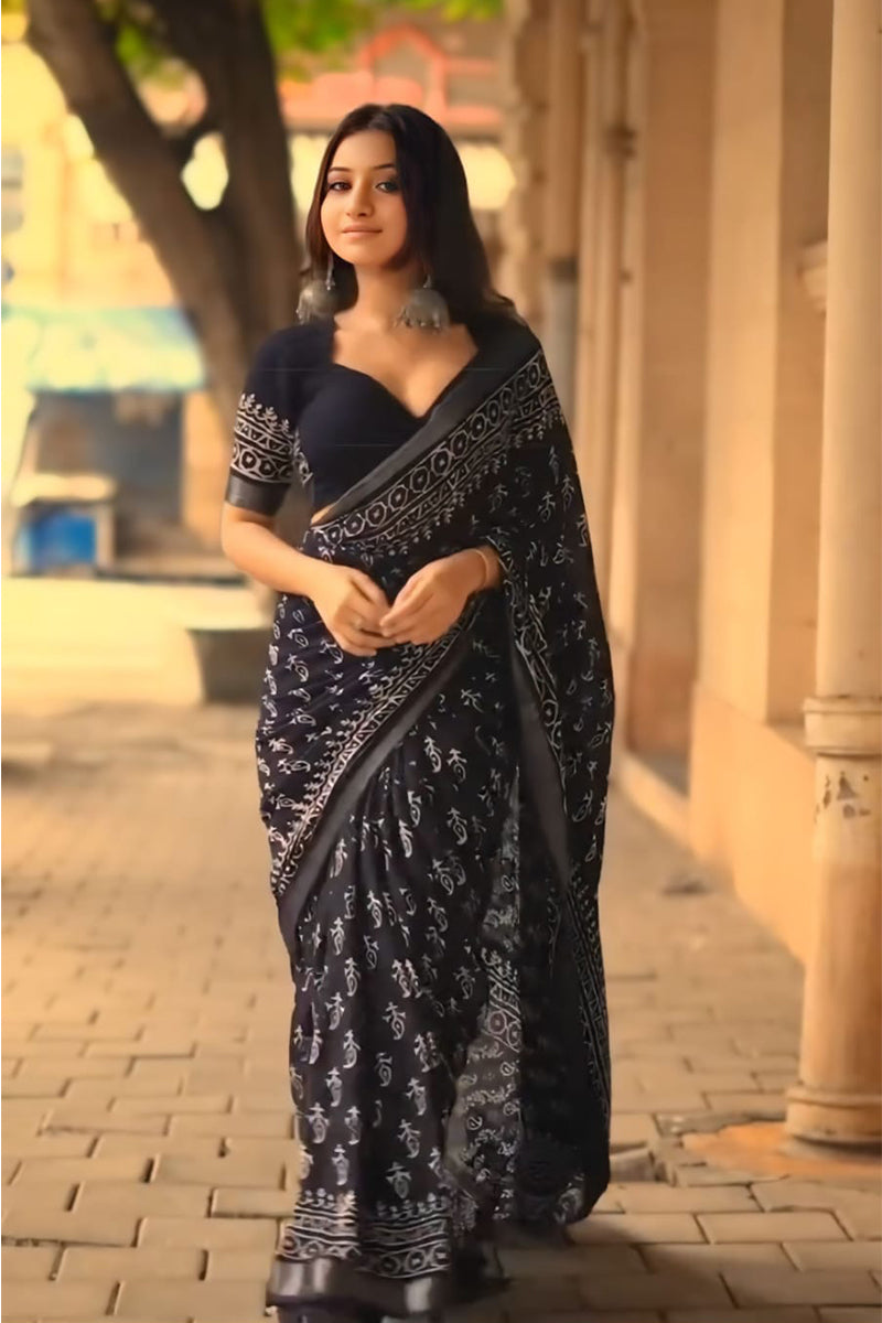 Sempiternal 1 Minute Ready To Wear Black Cotton Digital Printed Saree