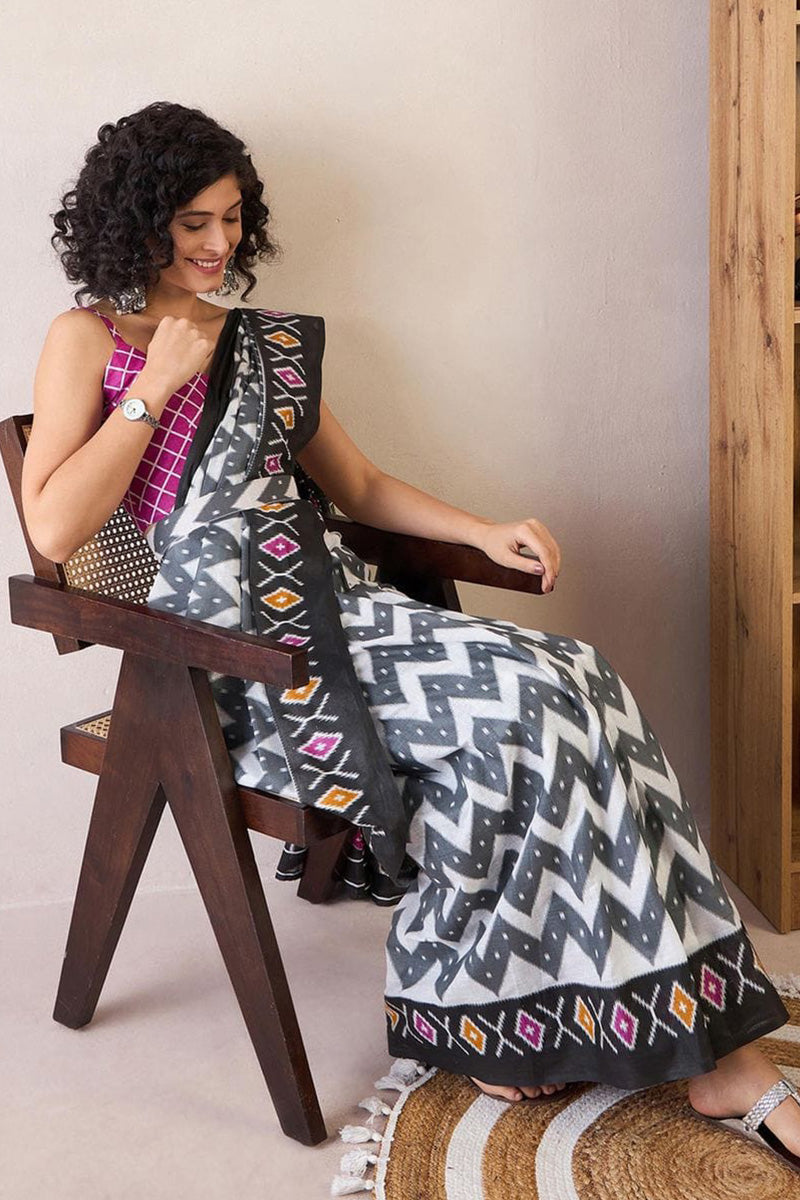 Efflorescence Black 1 Minute Ready To Wear Mul Cotton Digital Printed Saree With Pocket