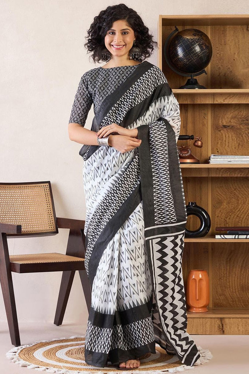 Impressive Black 1 Minute Ready To Wear Mul Cotton Digital Printed Saree With Pocket