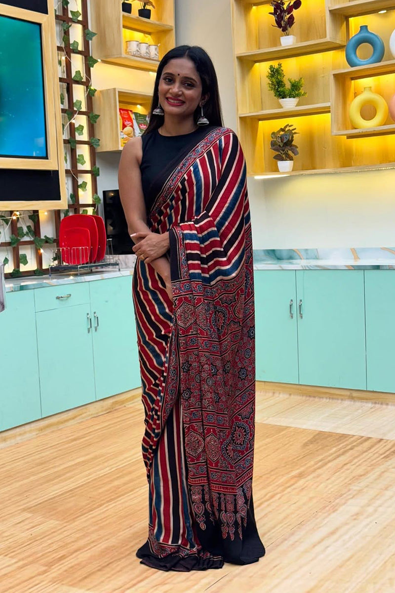 Innovative Muticolor 1 Minute Ready To Wear Digital Printed Premium Crape Silk Saree