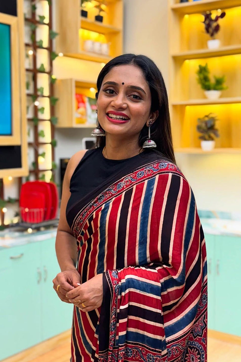 Innovative Muticolor 1 Minute Ready To Wear Digital Printed Premium Crape Silk Saree